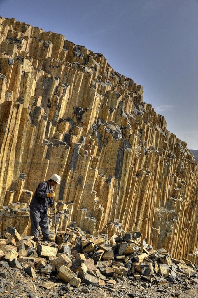 تهیه گزارش از معدن بازالت سربیشه توسط صدا و سیمای مرکز خراسان جنوبی